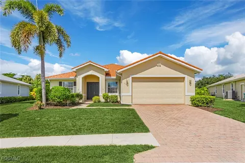 2439 Ashbury Cir, Cape Coral, FL 33991