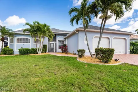 5413 SW 25th Pl, Cape Coral, FL 33914