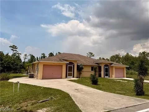1221-1223 E 12th St, Lehigh Acres, FL 33972