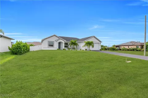 204 NW 24th Pl, Cape Coral, FL 33993