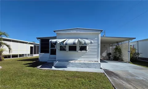 865 Moonlight Dr, North Fort Myers, FL 33917