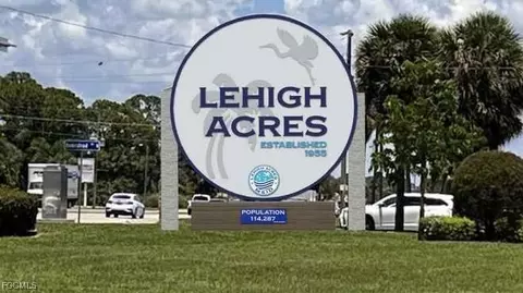 312 Abbott Ave, Lehigh Acres, FL 33936 photo 4