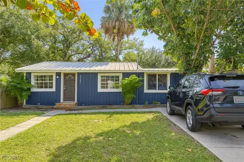 6901 Michigan Ave, Gibsonton, FL 33534
