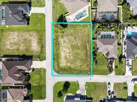 2540 SW 12th Ave, Cape Coral, FL 33914