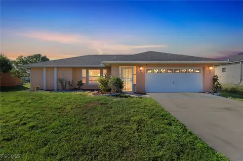 3729 13th St W, Lehigh Acres, FL 33971