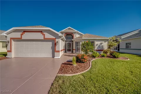 3721 Ponytail Palm Ct, North Fort Myers, FL 33917