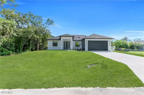 2903 Beluga St, Lehigh Acres, FL 33972