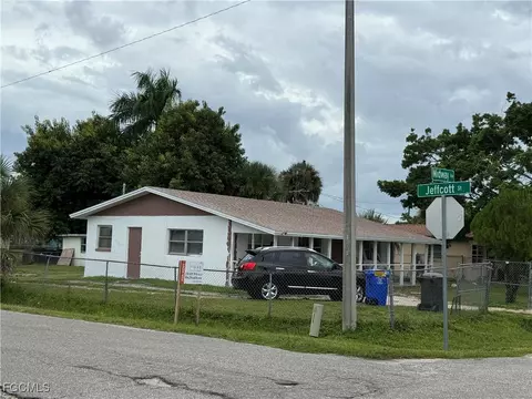 2629 Midway Ave, Fort Myers, FL 33916