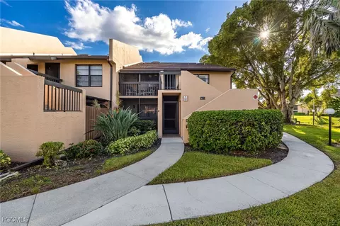 1566 Admiralty Cir #4, North Fort Myers, FL 33917