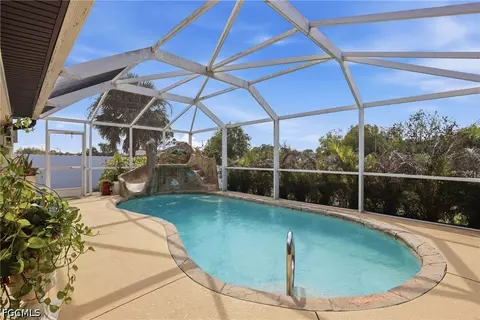 3003 25th St W, Lehigh Acres, FL 33971