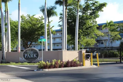 14931 Park Lake Dr #104, Fort Myers, FL 33919