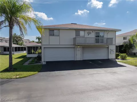 586 Queen Elizabeth Way #3, Fort Myers, FL 33907