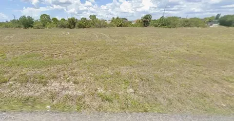 319 NE 25th St, Cape Coral, FL 33909