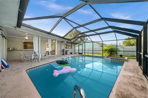 3630 SW 6th Ave, Cape Coral, FL 33914