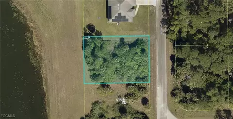 850 Haskell St E, Lehigh Acres, FL 33974