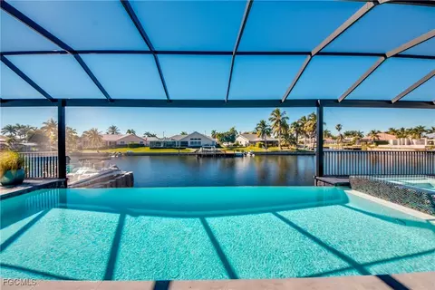 2746 SW 37th Ter, Cape Coral, FL 33914