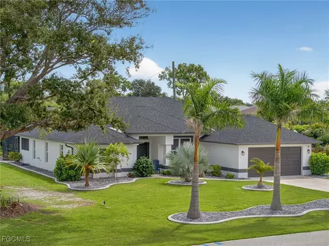 25212 Alcazar Dr, Punta Gorda, FL 33955