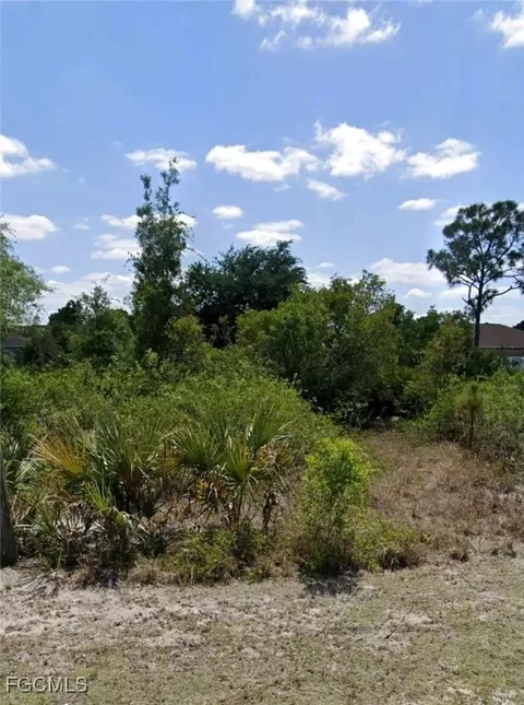 3103 57th St W, Lehigh Acres, FL 33971