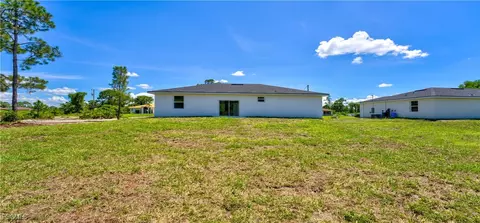 752 Cardinal St E, Lehigh Acres, FL 33974 photo 27