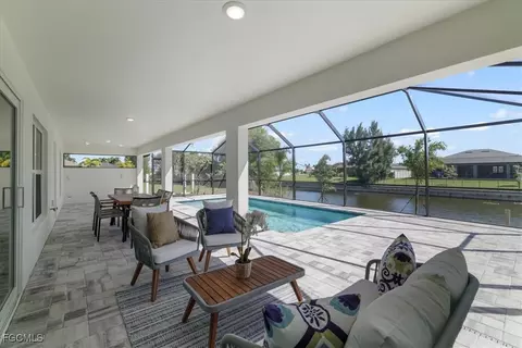 3021 SW 5th Ave, Cape Coral, FL 33914