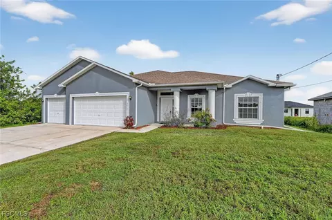 3214 23rd St SW, Lehigh Acres, FL 33976