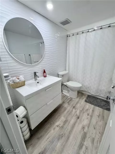 Bath - 4079 Northlight Dr #1802, Naples, FL 34112 photo 3 of 10