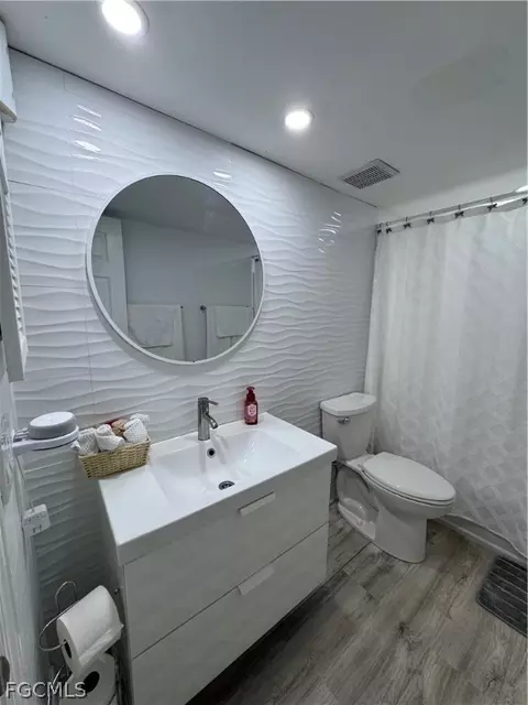 Bath - 4079 Northlight Dr #1802, Naples, FL 34112 photo 8 of 10