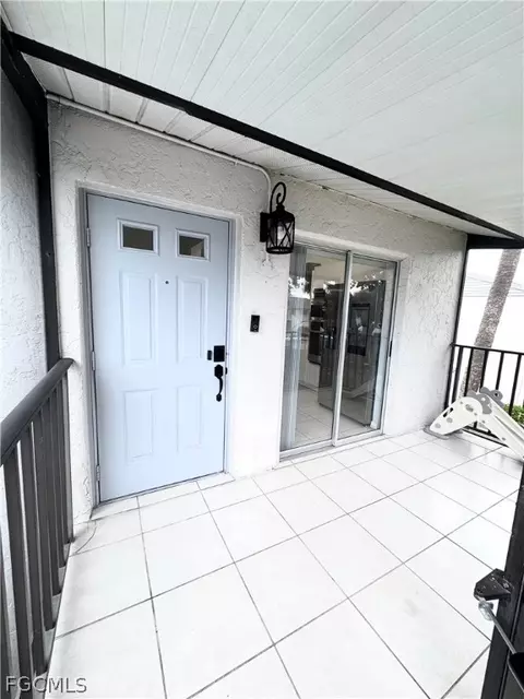 4079 Northlight Dr #1802, Naples, FL 34112