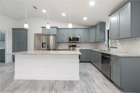 7537 19th Ter, Labelle, FL 33935 photo 5