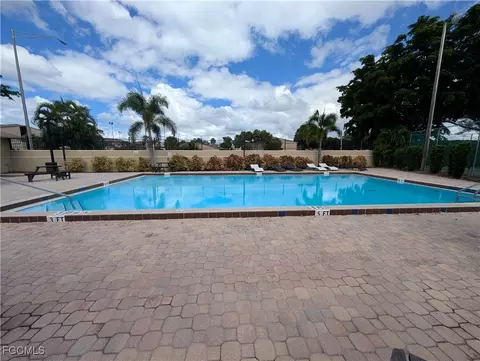 5305 Summerlin Rd #514, Fort Myers, FL 33919