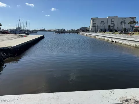 19281 Apt 5 San Carlos Blvd, Fort Myers Beach, FL 33931