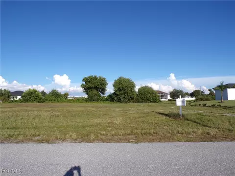105 NW 24th Ave, Cape Coral, FL 33993