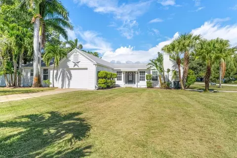 334 E Crescent Dr, Clewiston, FL 33440 photo 2