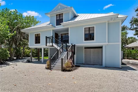 419 Lighthouse Way, Sanibel, FL 33957