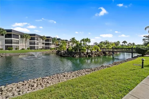 6979 Winkler Rd #317, Fort Myers, FL 33919
