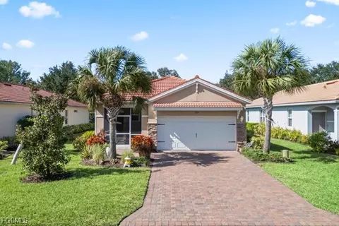 2197 Summersweet Dr, Alva, FL 33920