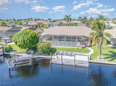 4921 SW 11th Pl, Cape Coral, FL 33914