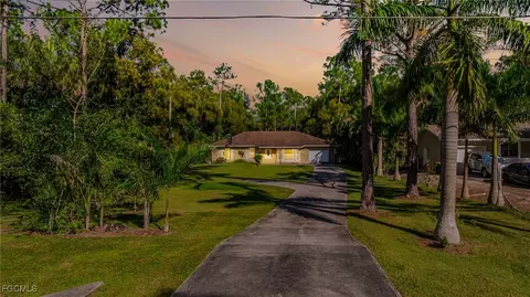 460 3rd St SW, Naples, FL 34117