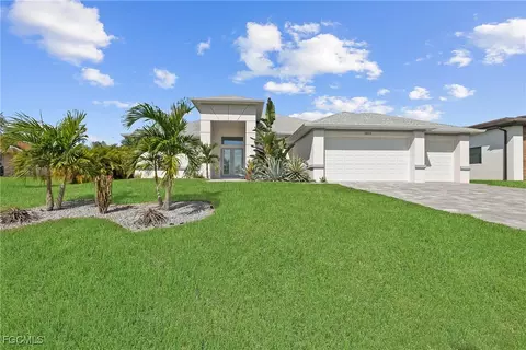 2033 SW 31st Ter, Cape Coral, FL 33914