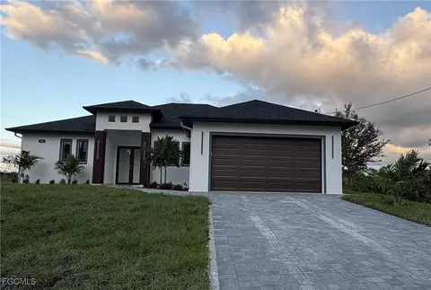 1047 Norton Ave S, Lehigh Acres, FL 33974