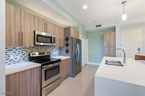 11701 Olivetti Ln #202, Fort Myers, FL 33908