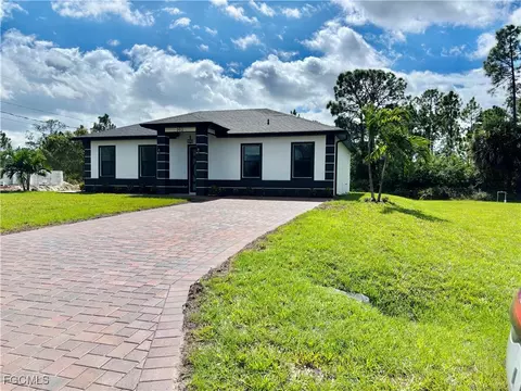 302 E 15th St, Lehigh Acres, FL 33972 photo 8