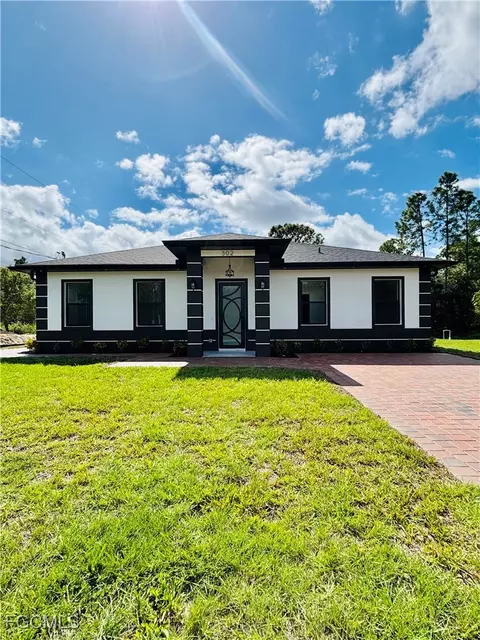 302 E 15th St, Lehigh Acres, FL 33972 photo 3