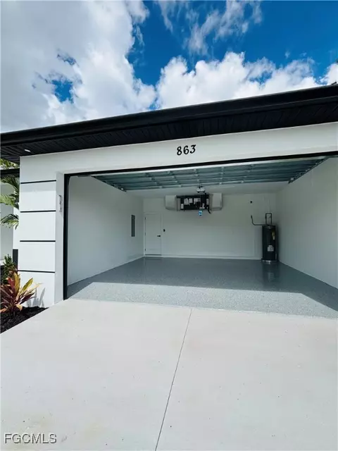 863 Haskell St E, Lehigh Acres, FL 33974 photo 5