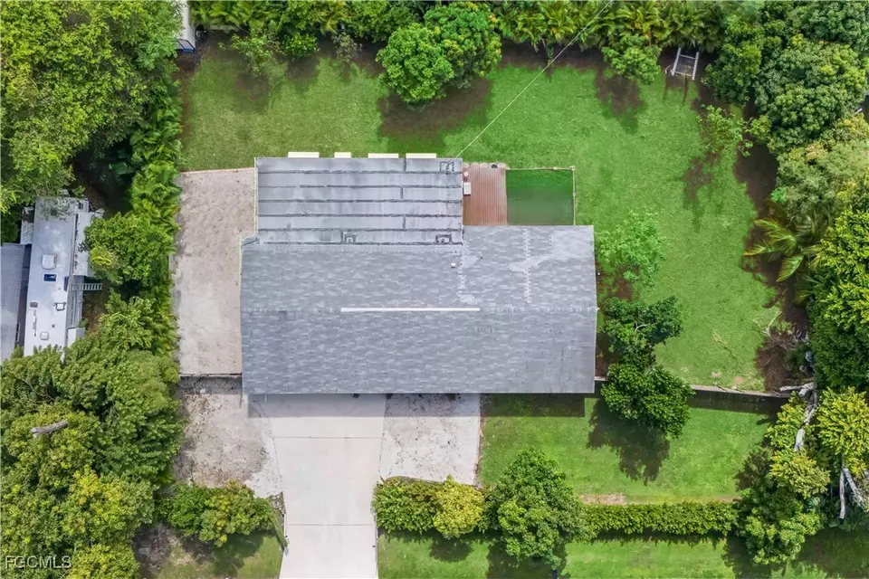 View/Area - 2248 Ephraim Ave, Fort Myers, FL 33907 photo 5 of 5