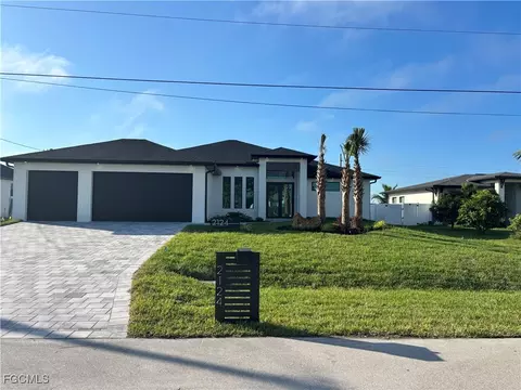 2124 SW 15th Ter, Cape Coral, FL 33991