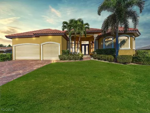 123 SW 54th St, Cape Coral, FL 33914