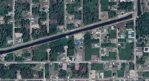 2808 Dora Cir, Lehigh Acres, FL 33971