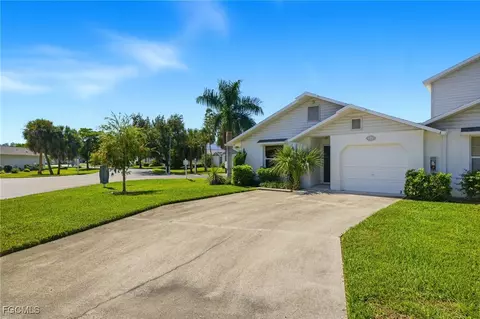 13670 Abbey Dr #4, Fort Myers, FL 33919