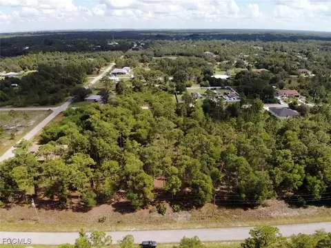 1018 Washington Ave, Lehigh Acres, FL 33972